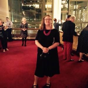 Meet your Posher, Elizabeth